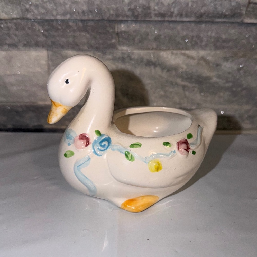 Vintage TPI Ceramic duck Planter Hand Painted Floral Trinket Dish White 5 Inch